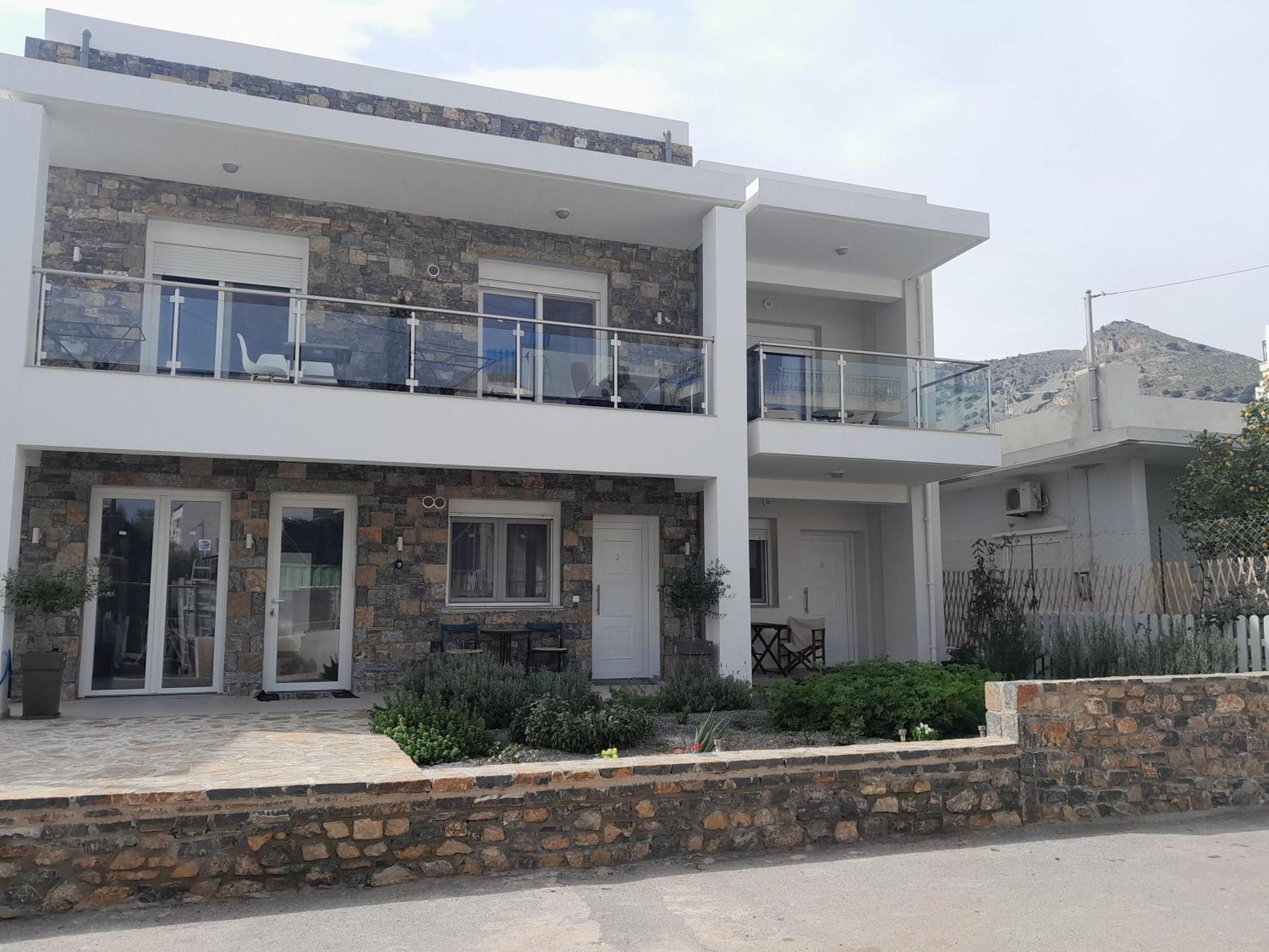 Olithos Apartment *